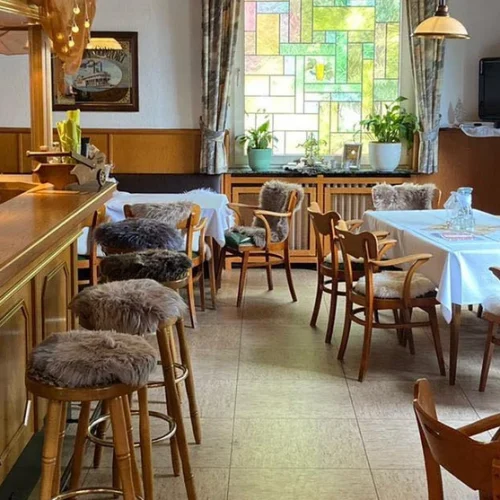 f53d9049-dd9d-4a0f-a83e-26f12b732d3c